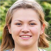 Pédagogue d'Espagnol à Cagnes-sur-Mer, Encourageant la Progression Linguistique avec Patience et Engagement